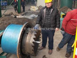 河北龍星化工！供熱管道帶壓開孔順利完成！